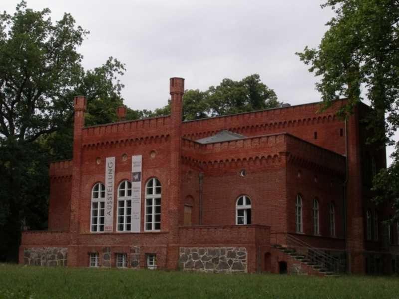 Готель Herrenhaus Libnow Murchin Екстер'єр фото